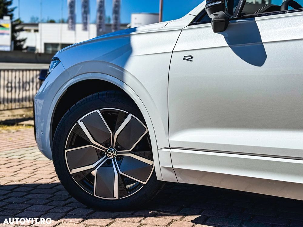 Volkswagen Touareg V6 TDI 4MOTION R-Line - 28