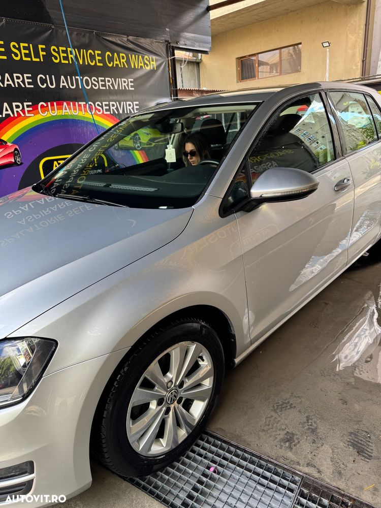 Volkswagen Golf 1.6 TDI DPF BMT DSG Comfortline - 3