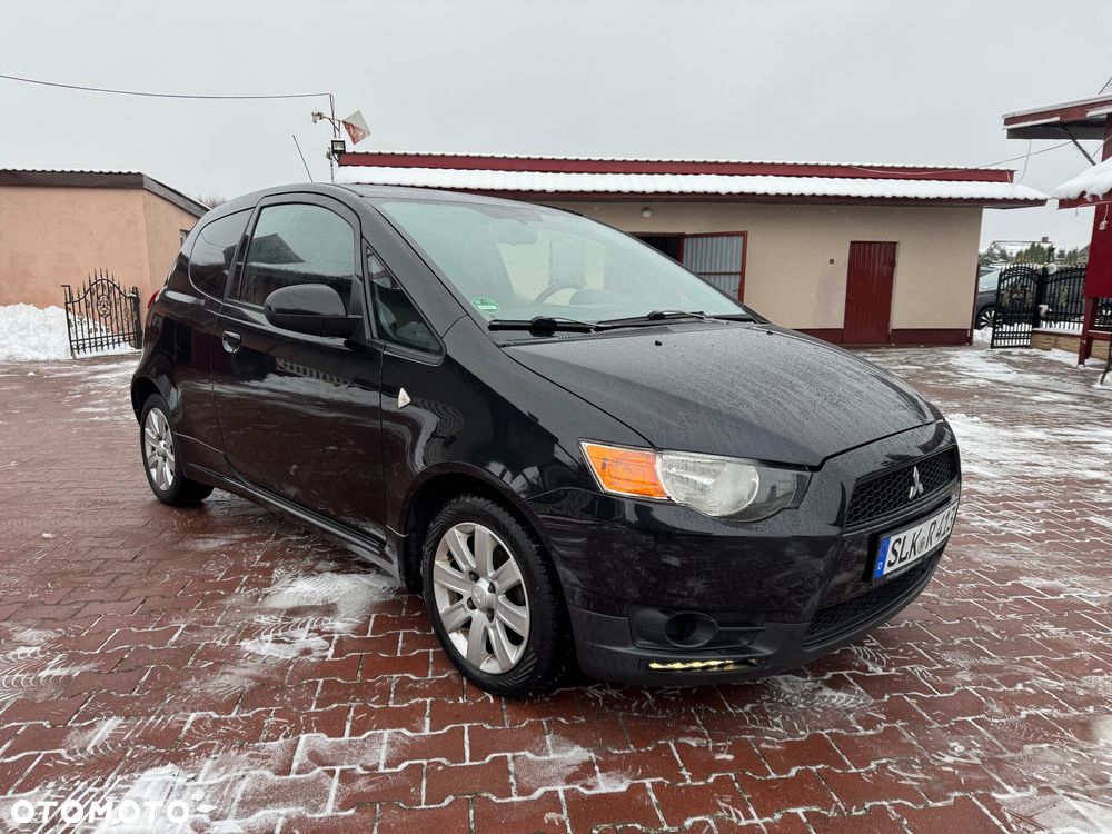 Mitsubishi Colt - 16