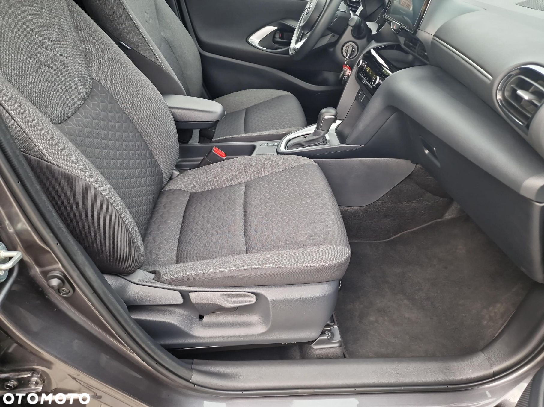 Toyota Yaris Cross - 15
