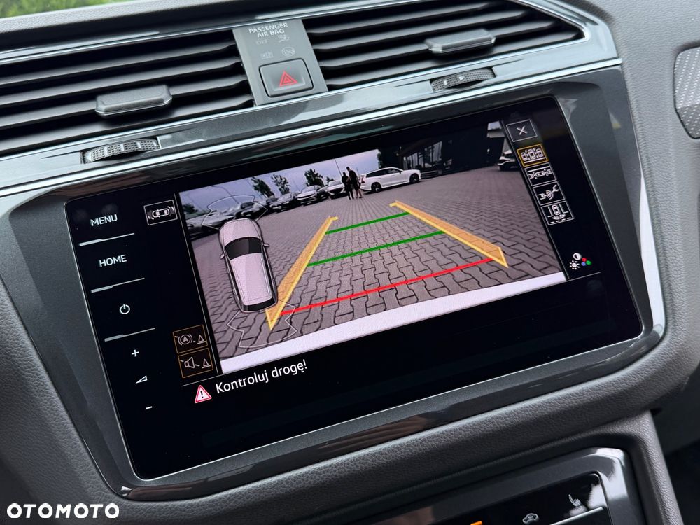 Volkswagen Tiguan 2.0 TDI SCR 4MotION DSG R-Line - 29