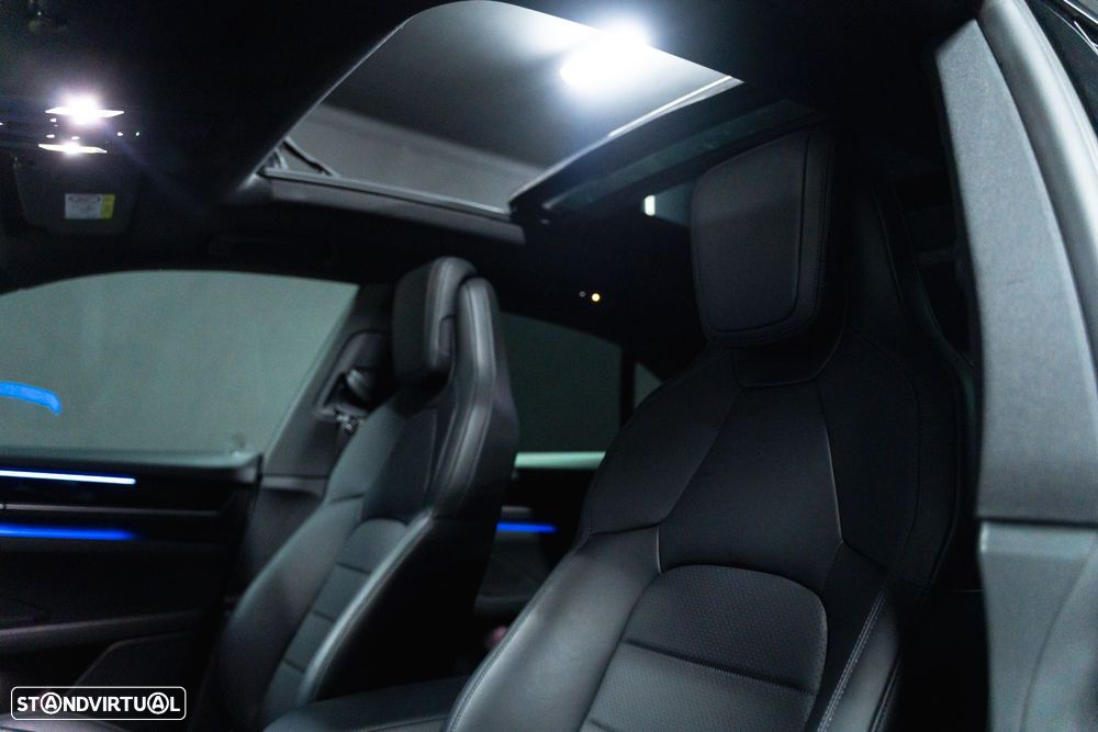 Porsche Macan Electric 4 - 17