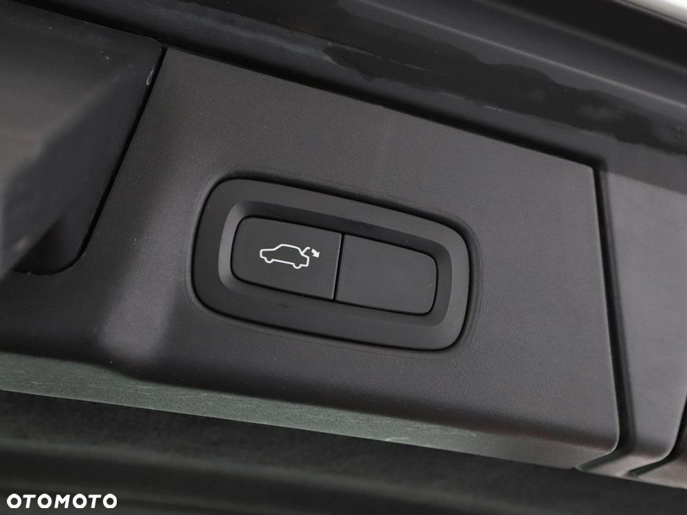 Volvo V90 D4 AWD Inscription - 39