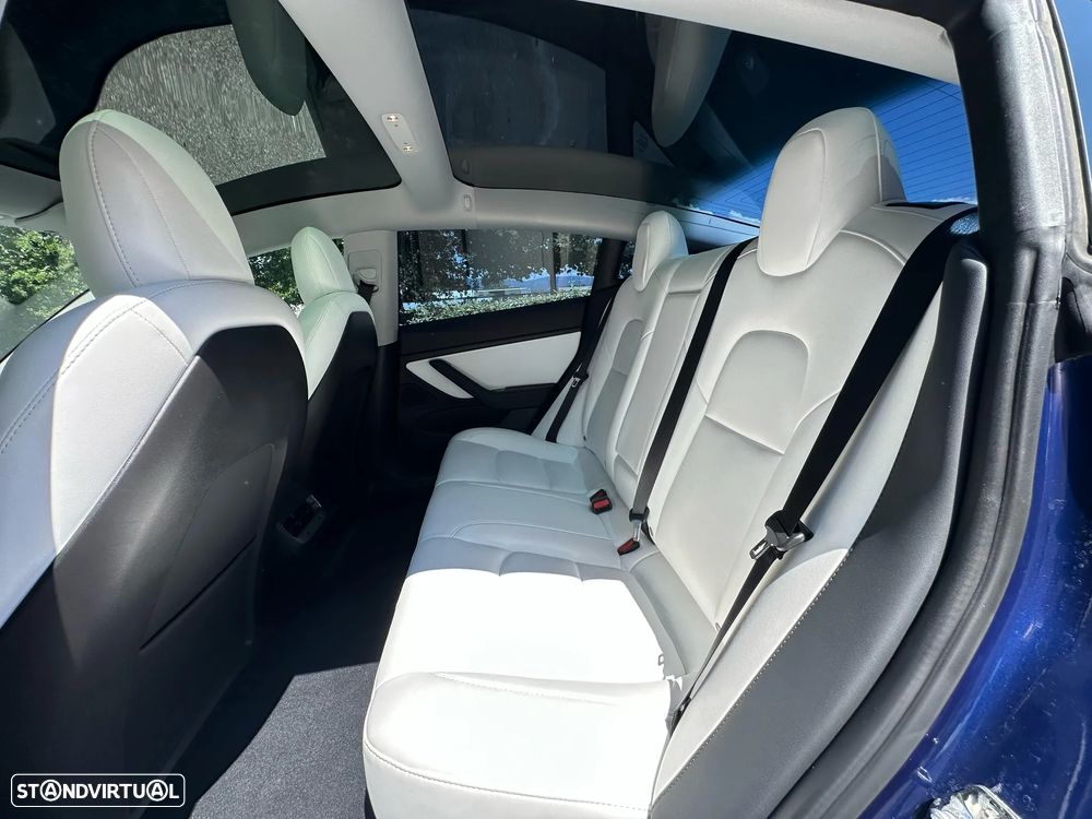 Tesla Model 3 Long Range AWD Dual Motor - 27