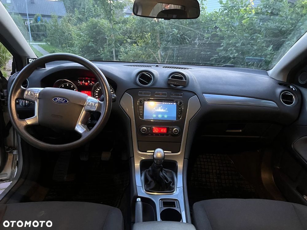 Ford Mondeo 1.6 Titanium - 14