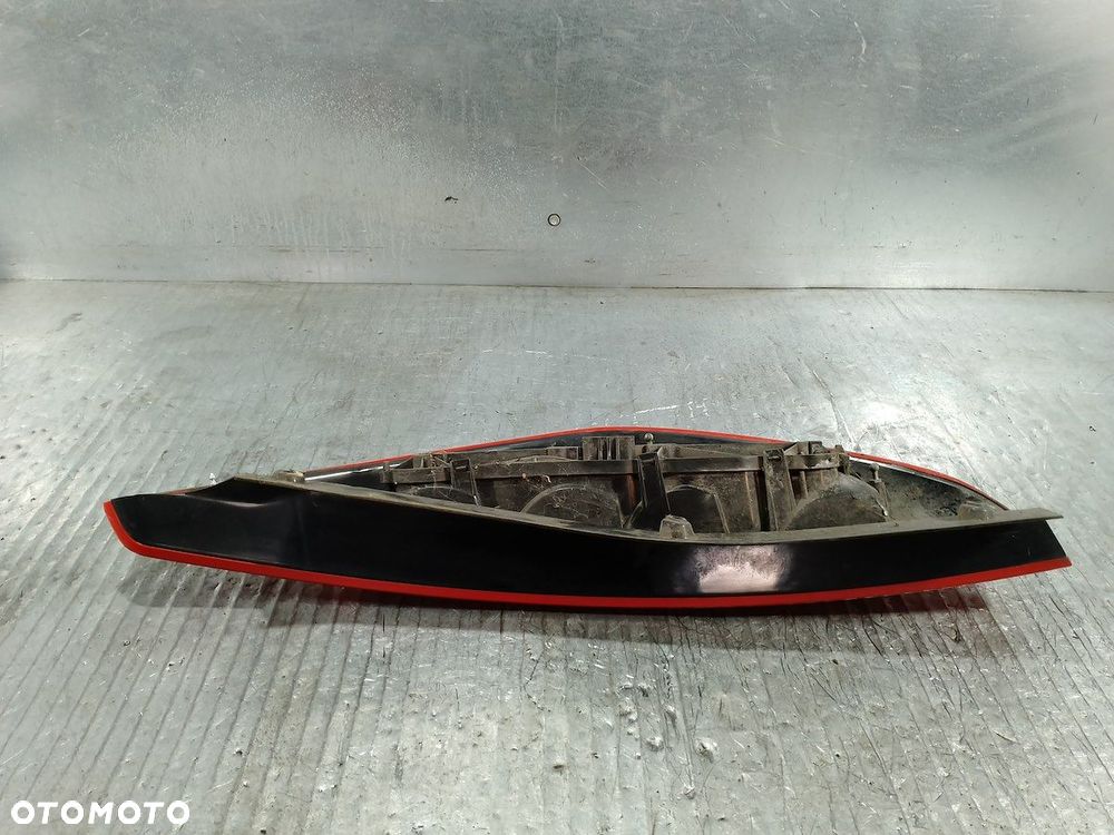 LAMPY TYŁ KOMPLET MITSUBISHI COLT VI MR957373  MR957374 HATCHBACK - 12