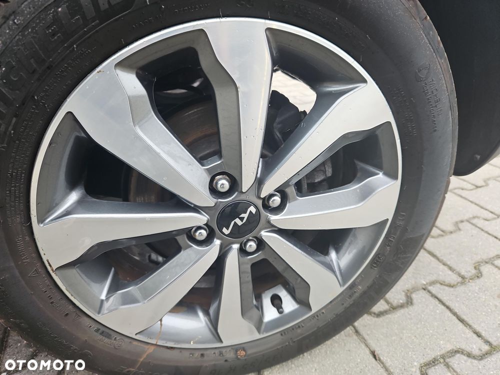 Kia Stonic 1.2 L - 18