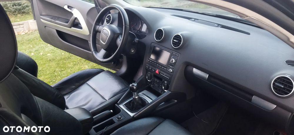Audi A3 1.9 TDI DPF S line Sportpaket (plus) - 4