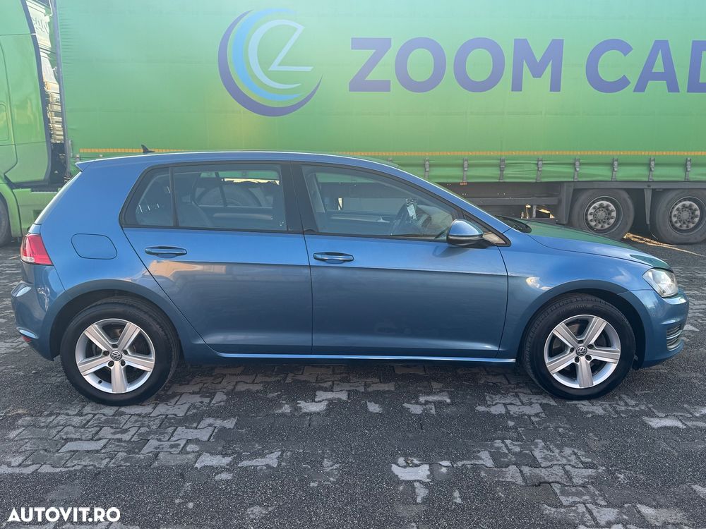 Volkswagen Golf 1.6 TDI BlueMotion Technology Comfortline - 9
