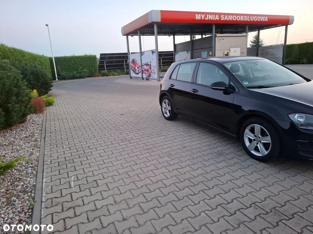 Volkswagen Golf - 11