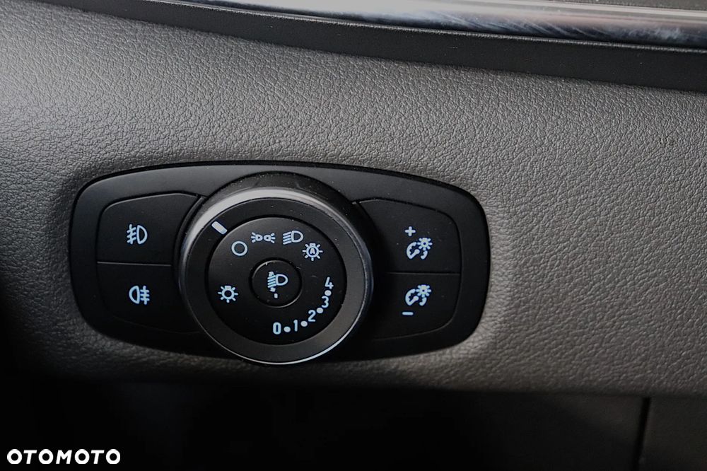 Ford Tourneo Custom 2.0 EcoBlue L1 Titanium SelectShift - 20