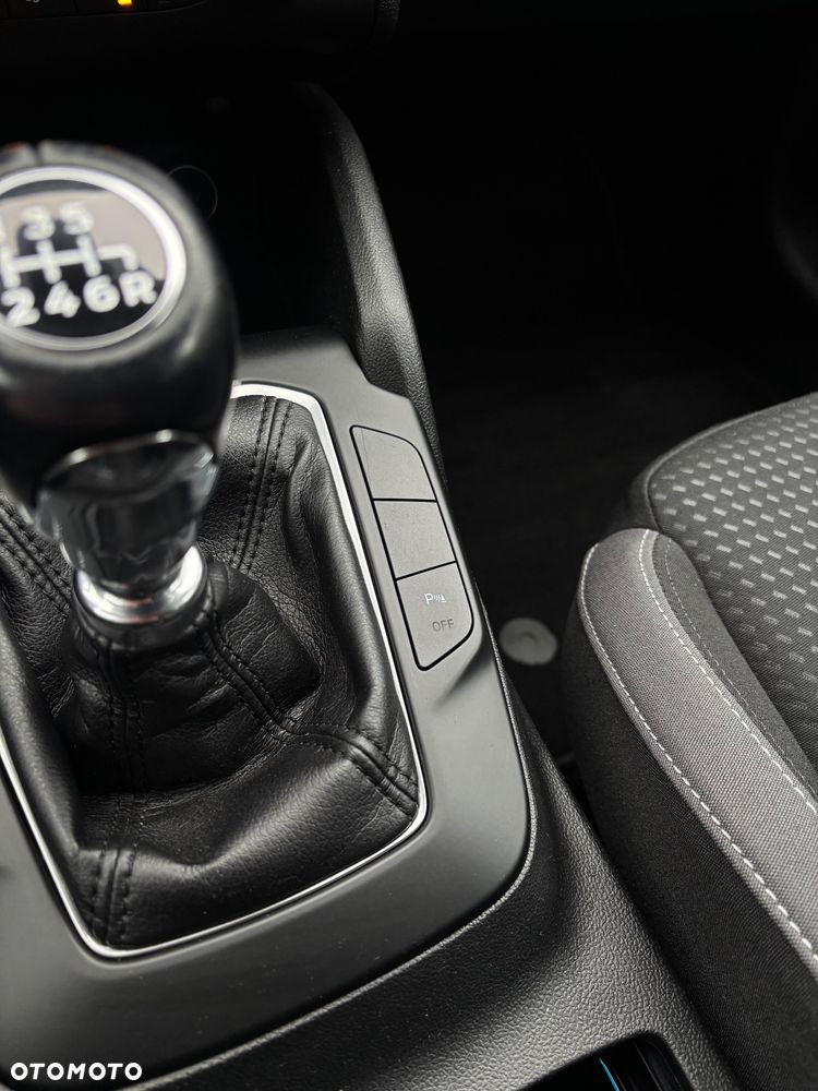 Ford Focus 1.0 EcoBoost STart-Stopp-System TITANIUM - 25