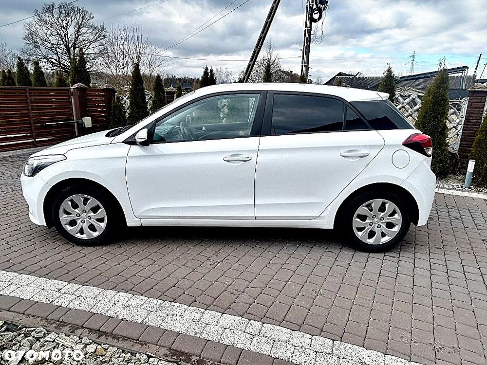 Hyundai i20 blue 1.2 YES Gold - 2