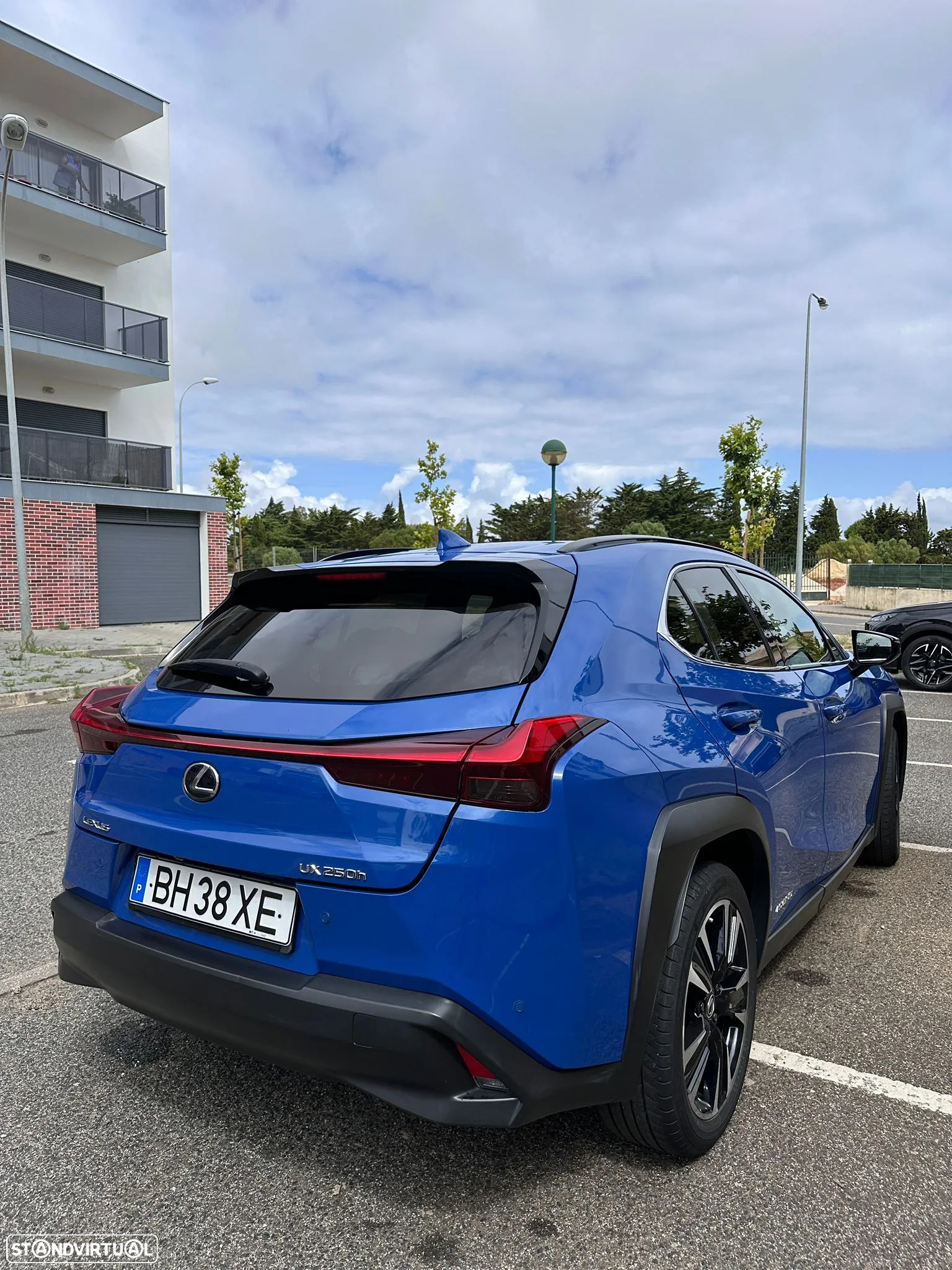 Lexus UX 250h Special Edition (LCA) - 6