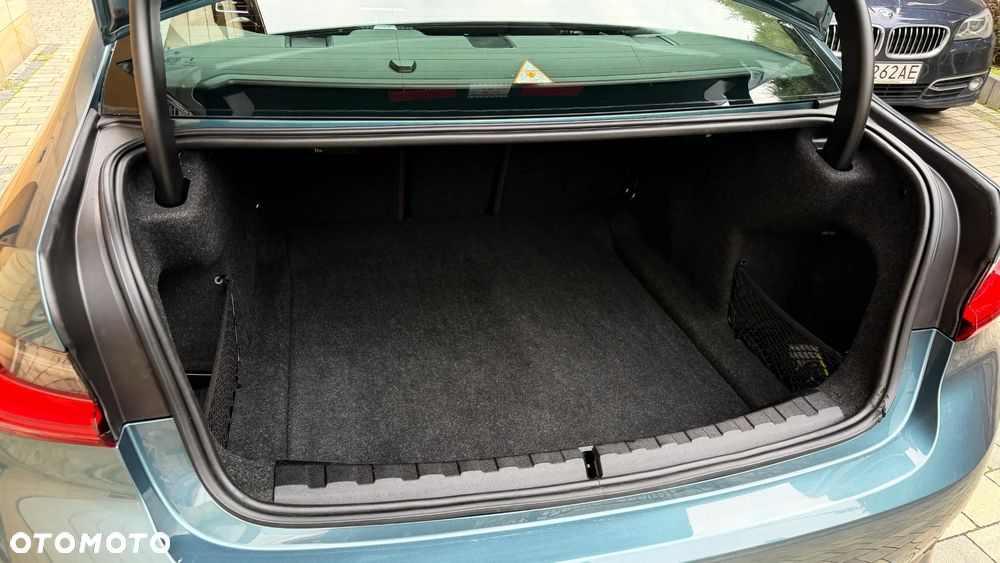 BMW Seria 3 320d MHEV Luxury Line - 39