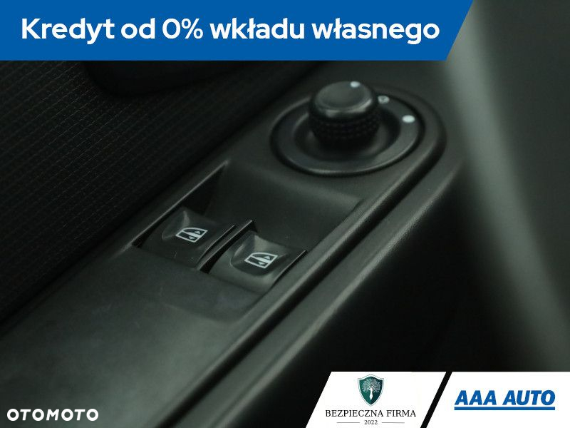 Renault Clio - 13
