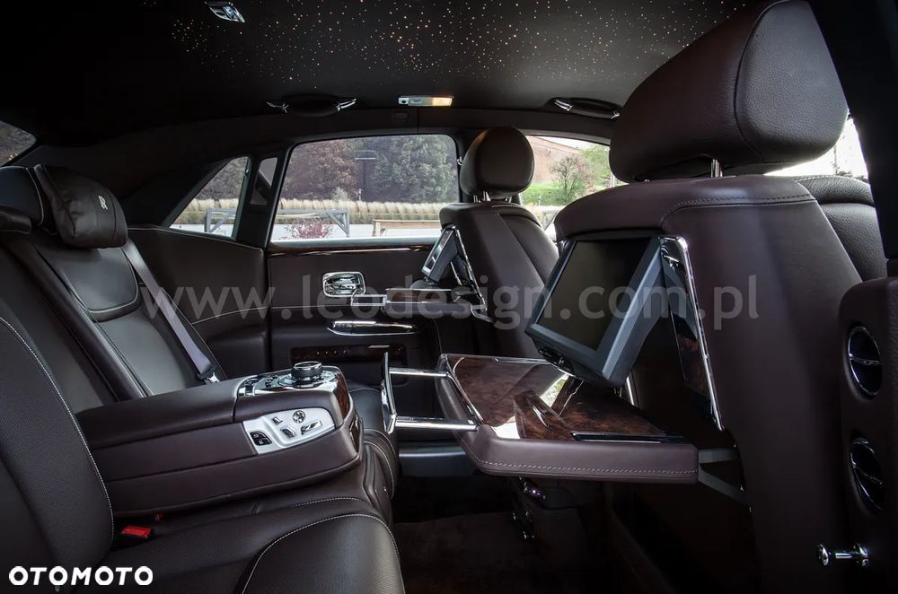 Rolls-Royce Ghost Standard - 9
