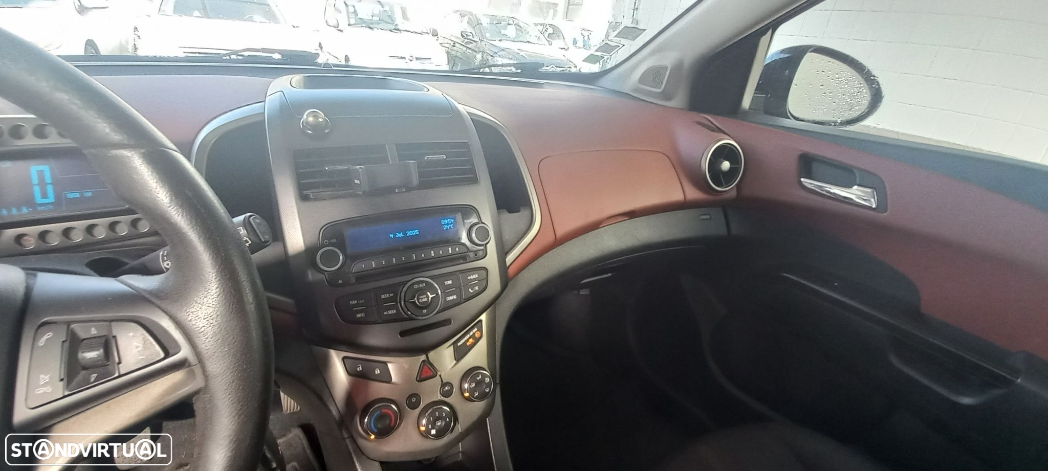 Chevrolet Aveo - 10
