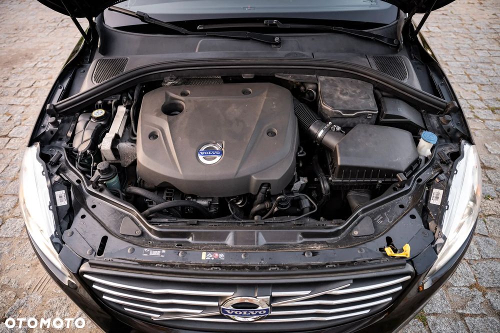 Volvo XC 60 D4 Kinetic - 28
