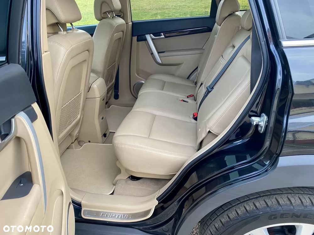 Chevrolet Captiva 2.0 d LT high - 27