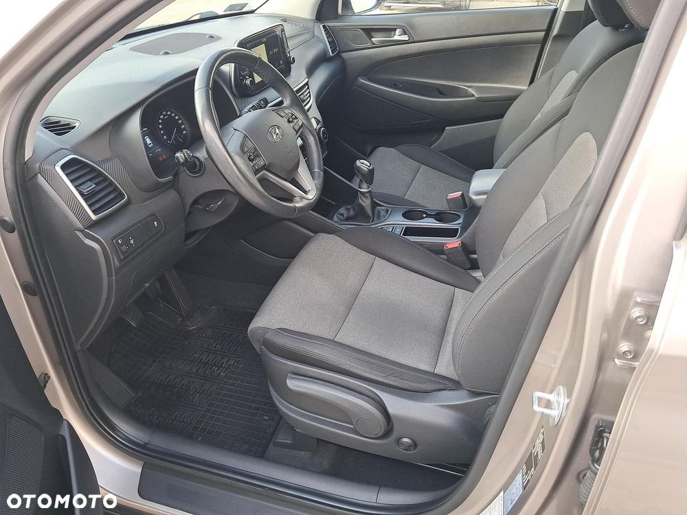 Hyundai Tucson 1.6 GDI BlueDrive Comfort 2WD - 10