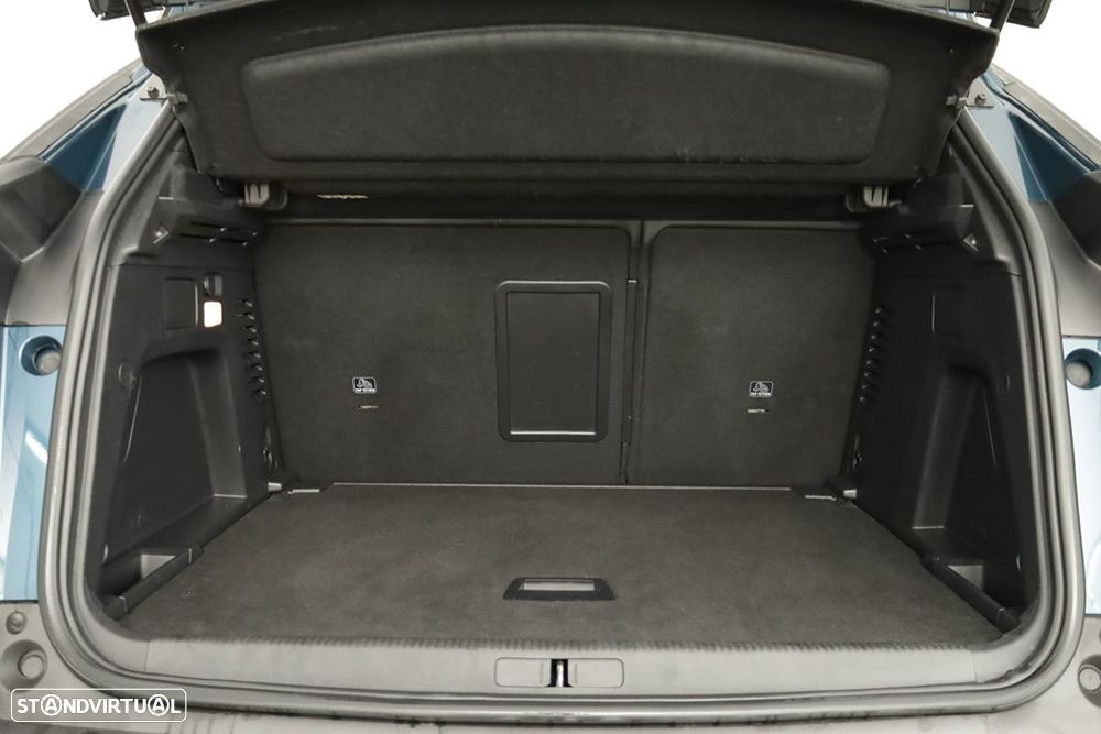 Peugeot 3008 1.2 Hybrid Allure Pack e-DCS6 - 24