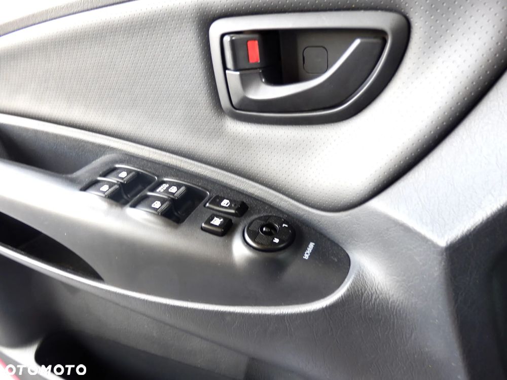 Hyundai Tucson 2.0 2WD FIFA World Cup - 27