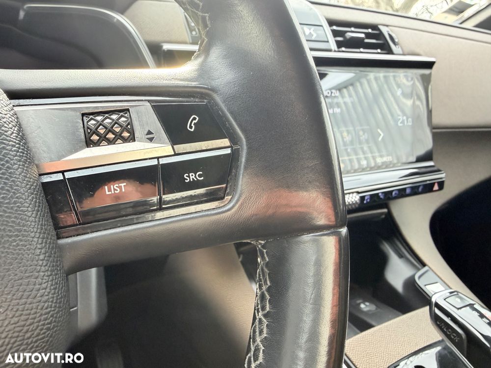 DS Automobiles DS 7 Crossback - 26