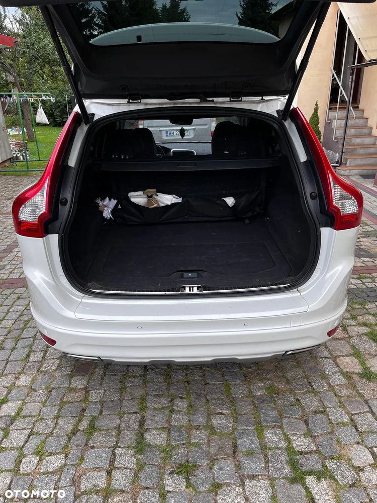 Volvo XC 60 D5 AWD Summum - 13