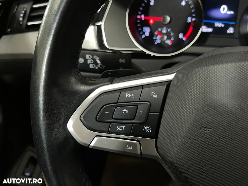 VOLKSWAGEN Passat 2022 — imagine 23