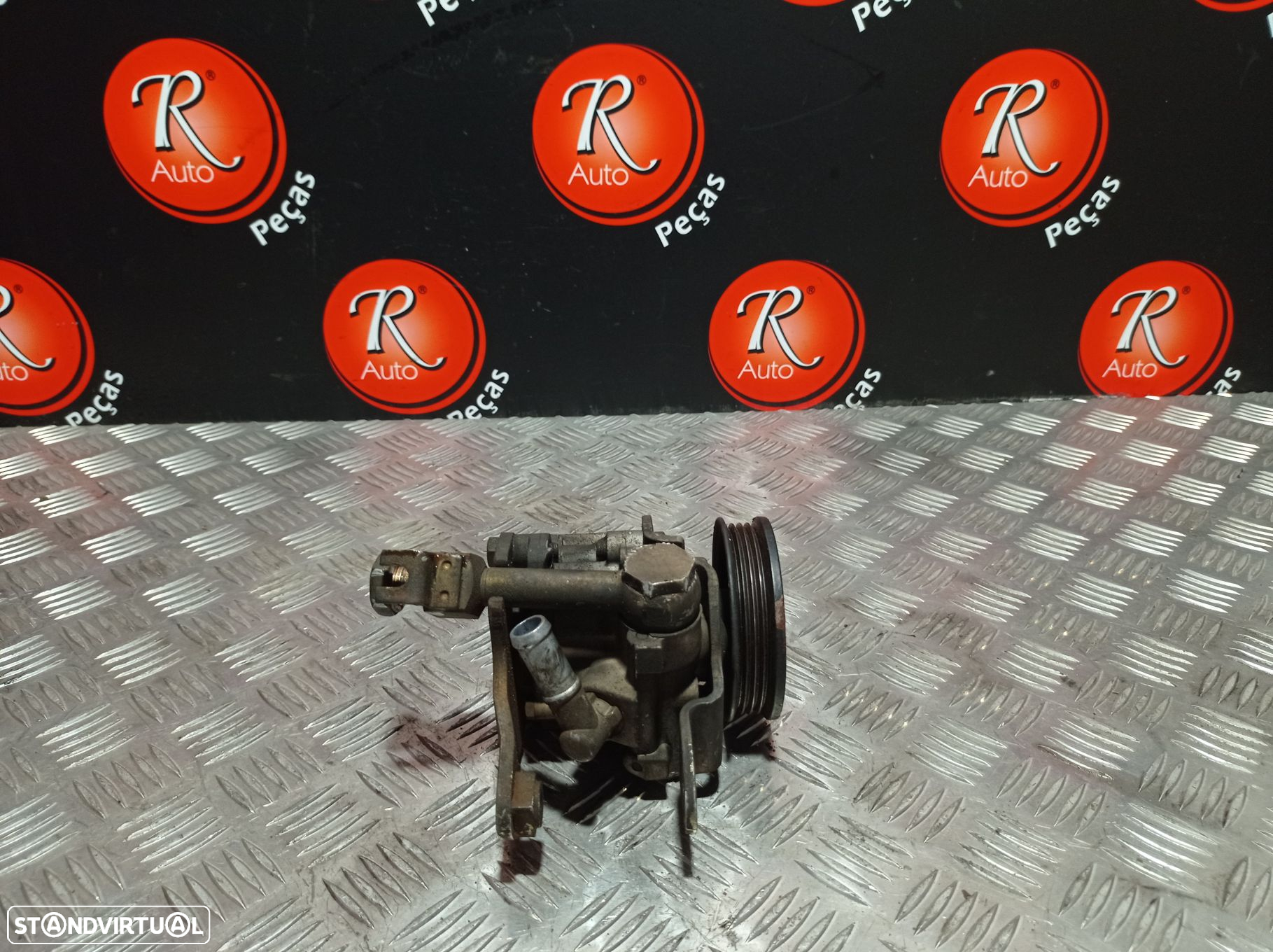 Bomba Direcção Assistida Nissan Micra Ii (K11) - 2