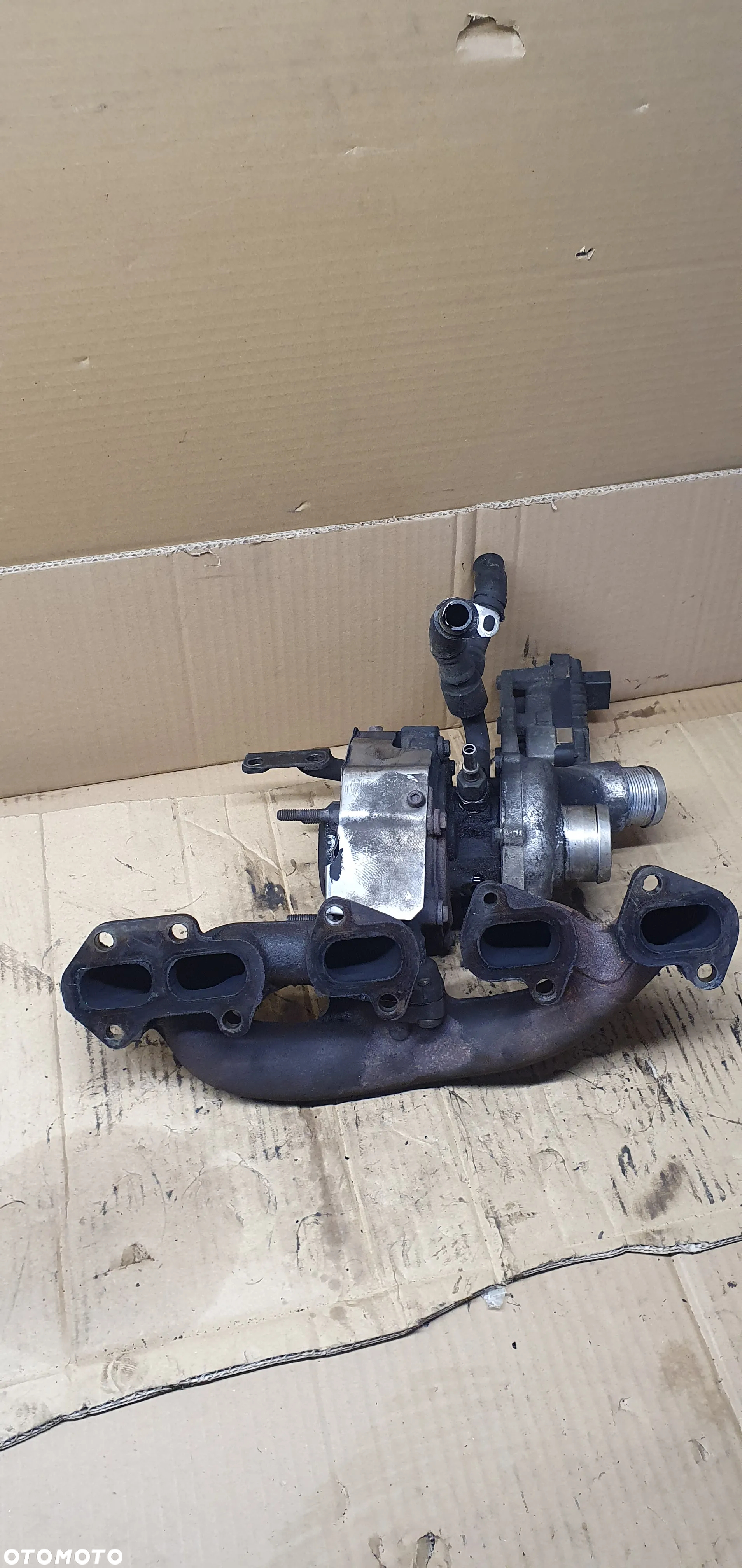 Turbina turbosprężarka prawa turbo nastawnik kolektor Audi A8 D3 4.2 TDI 057145722N - 4