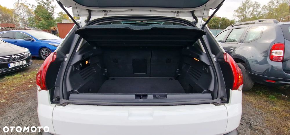 Peugeot 3008 HDi 115 Allure - 13