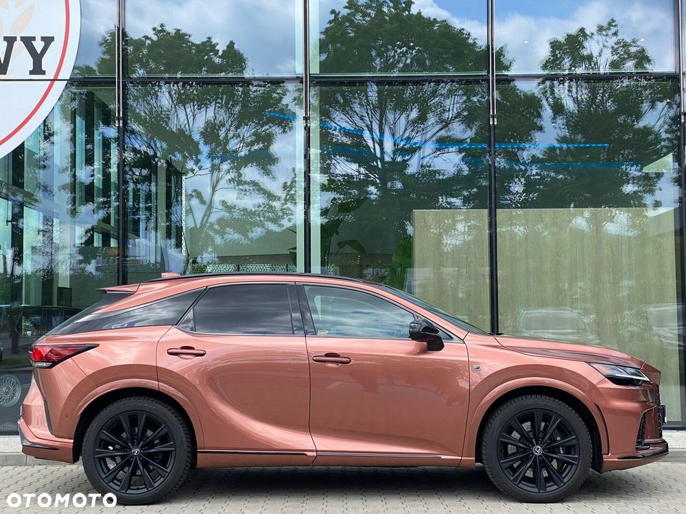Lexus RX - 4