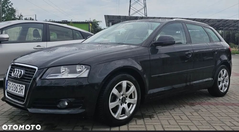 Audi A3 Sportback - 1