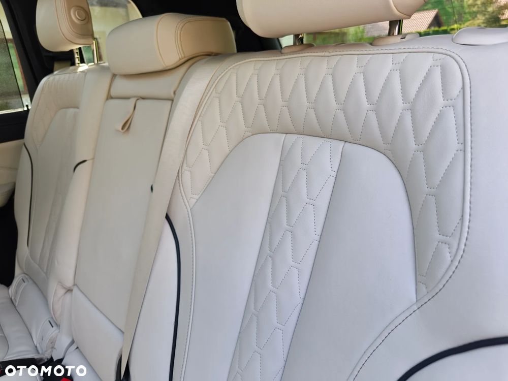 BMW X7 xDrive40i sport - 16