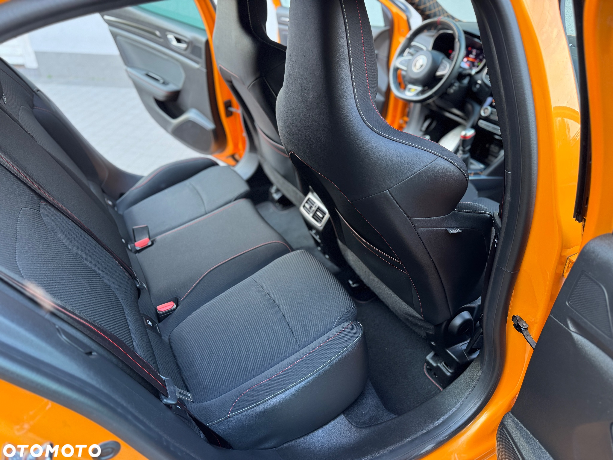 Renault Megane TCe 300 GPF R.S TROPHY - 14
