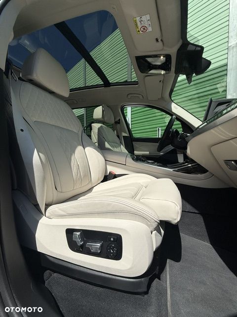 BMW X7 xDrive40d mHEV sport - 23