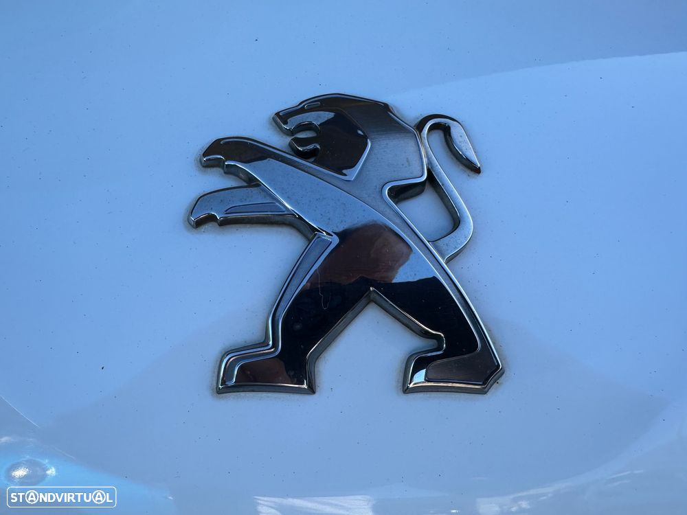 Peugeot 208 1.2 VTi SE Style - 18