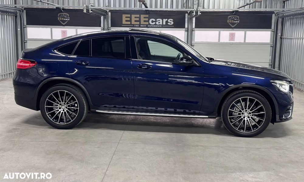 Mercedes-Benz GLC Coupe 250 4Matic 9G-TRONIC AMG Line - 16