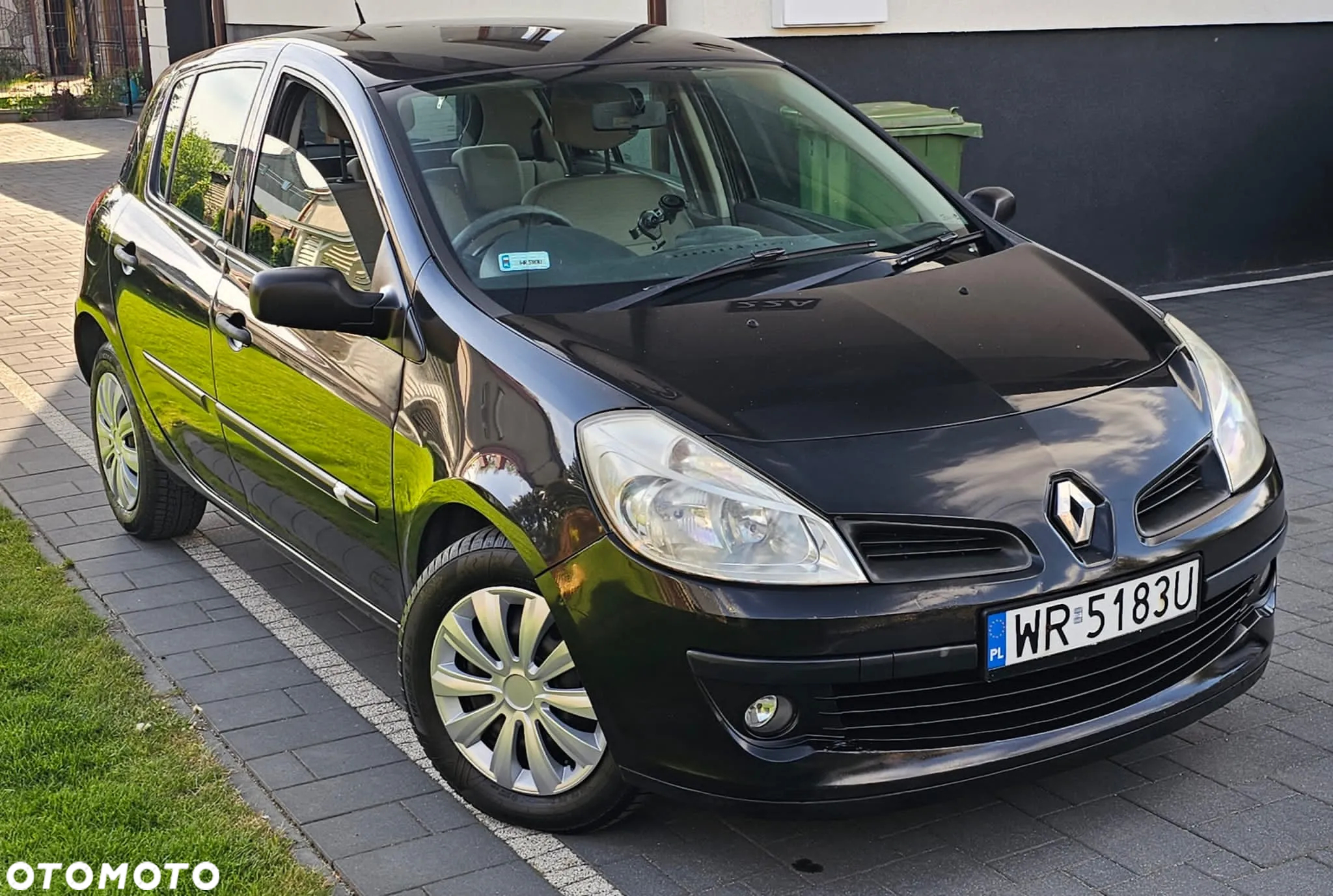 Renault Clio 1.4 16V Confort Dynamique - 13