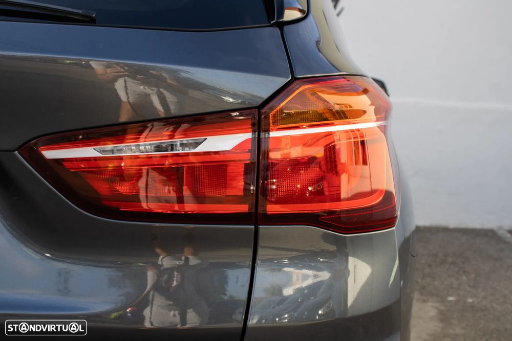 BMW X1 16 d sDrive Line Sport Auto - 11