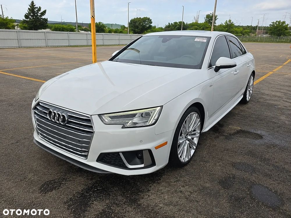 Audi A4 Limousine - 2