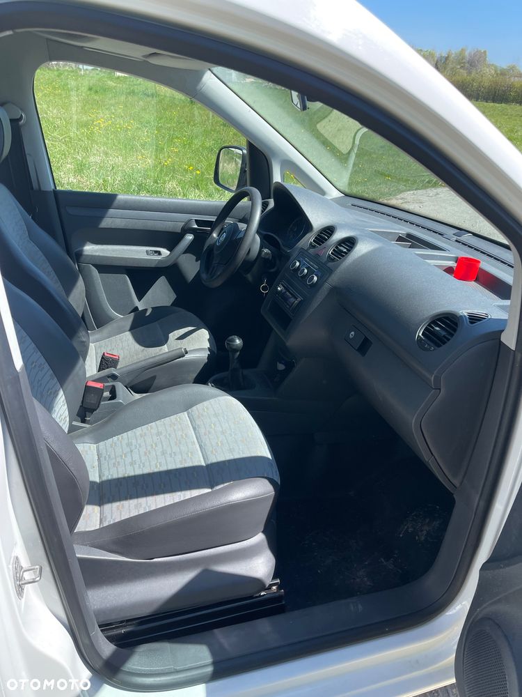 Volkswagen Caddy - 10