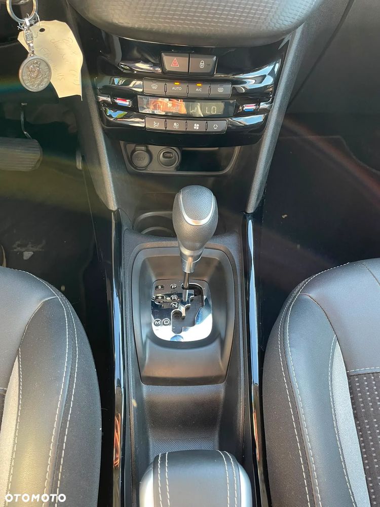 Peugeot 2008 - 16
