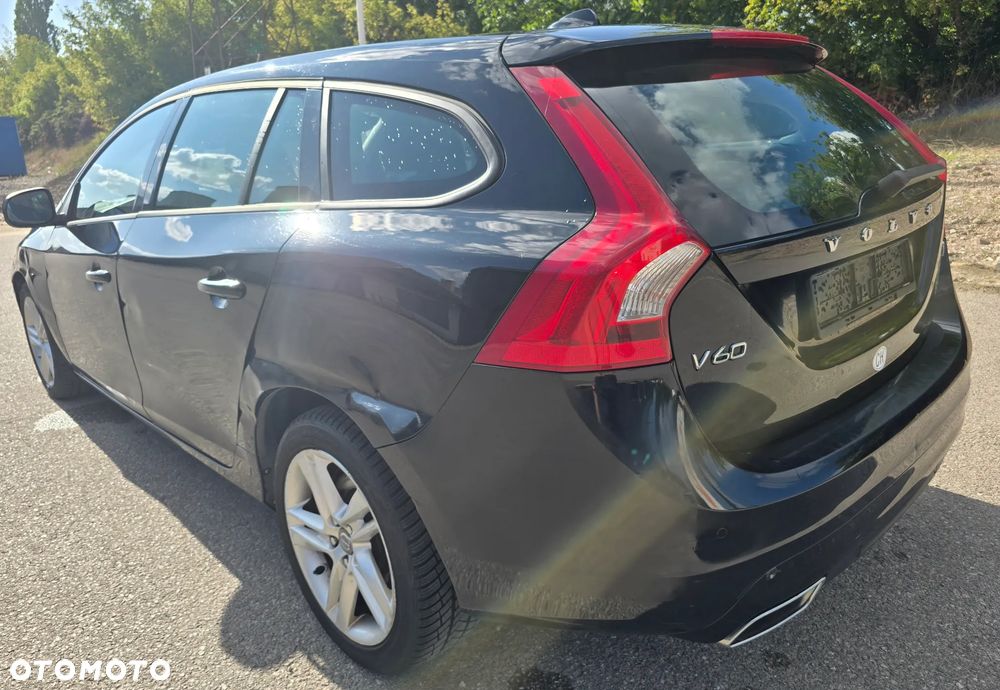 Volvo V60 D4 Geartronic - 30