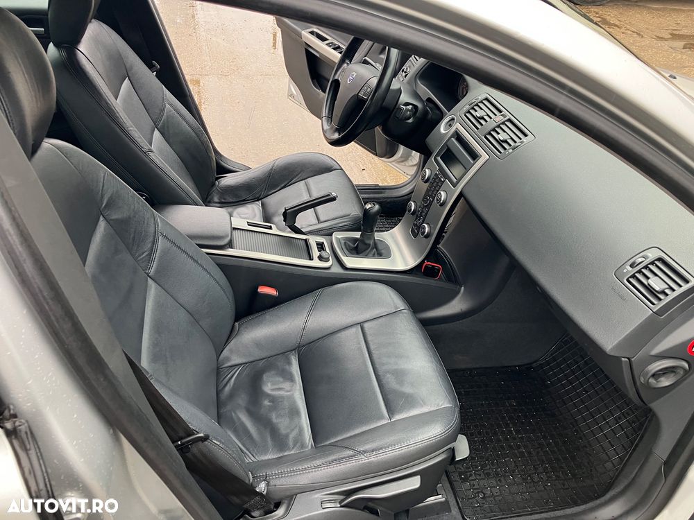 Volvo S40 1.6 D Momentum - 14