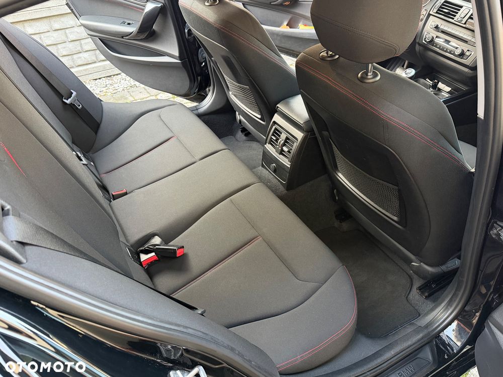 BMW Seria 1 - 27