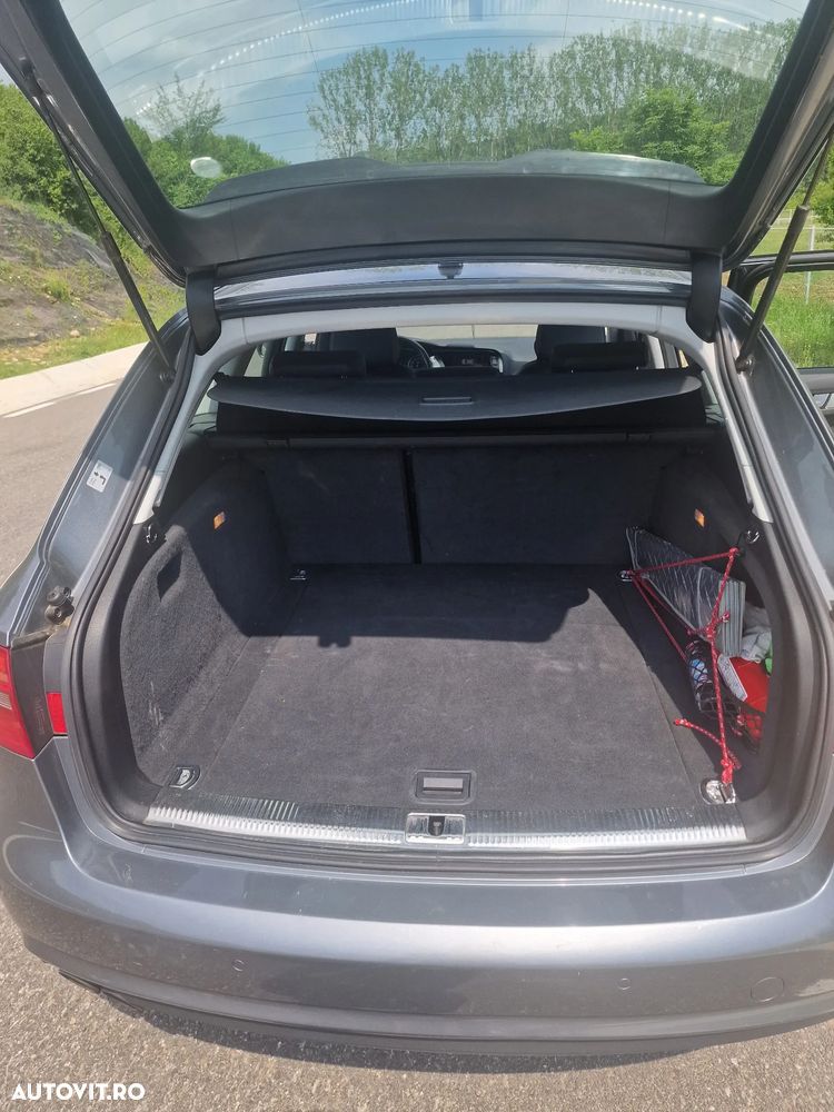 Audi A4 2.0 TDI DPF multitronic Attraction - 11