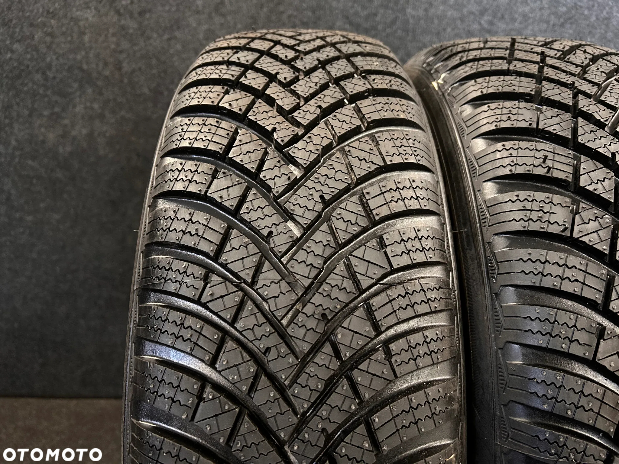 Opony zimowe Hankook Winter Icept RS3 185/60/15 84T 2szt. Nowe! - 2